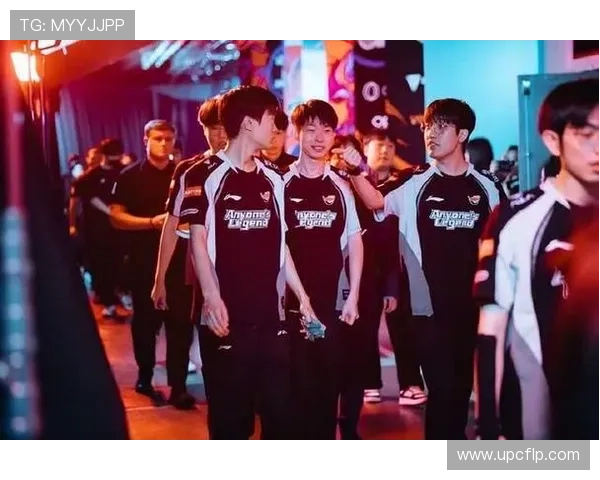 《全球电竞赛事激战正酣 新兴战队崛起引发行业变革》