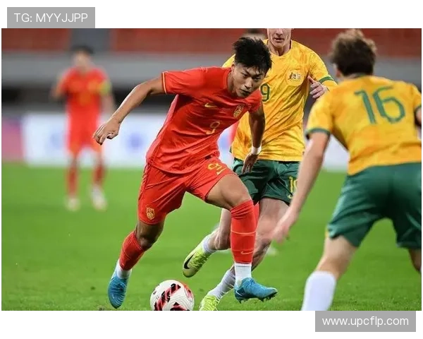 国足新星闪耀赛场助球队逆转取胜点燃全国球迷激情