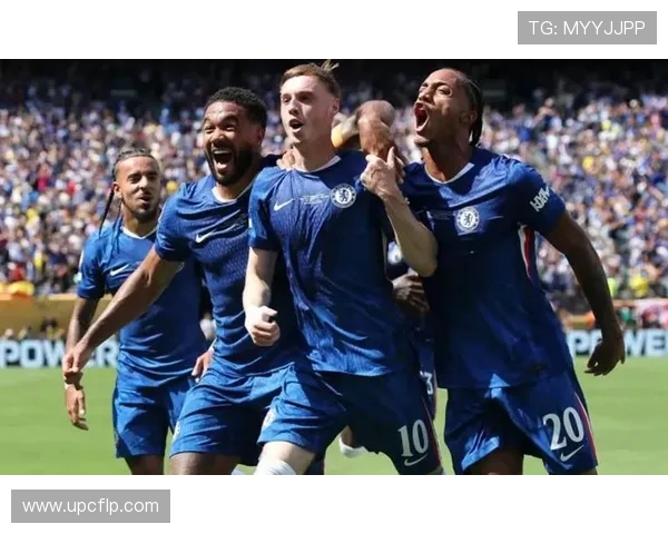 欧洲豪门巅峰对决引爆焦点新援闪耀首秀助球队惊险逆转取胜大战夜 欧洲豪门巅峰对决引爆焦点新援闪耀首秀助球队惊险逆转取胜大战夜